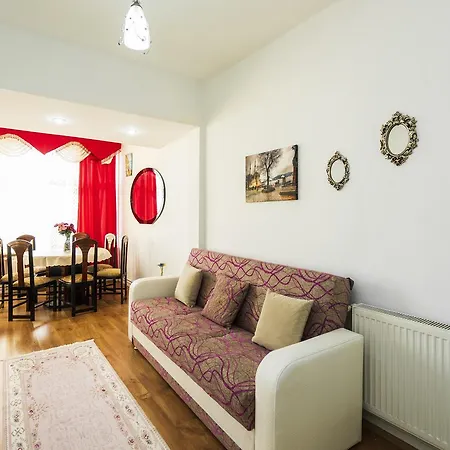 Blue Mosq- Luxury & Cozy Homes Apartment